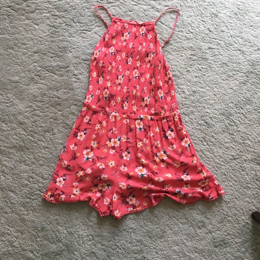 Coral, floral romper NWOT